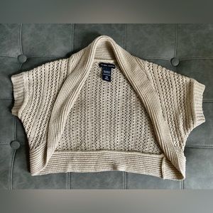 Women’s mini shaul. Beige, XS, great condition.